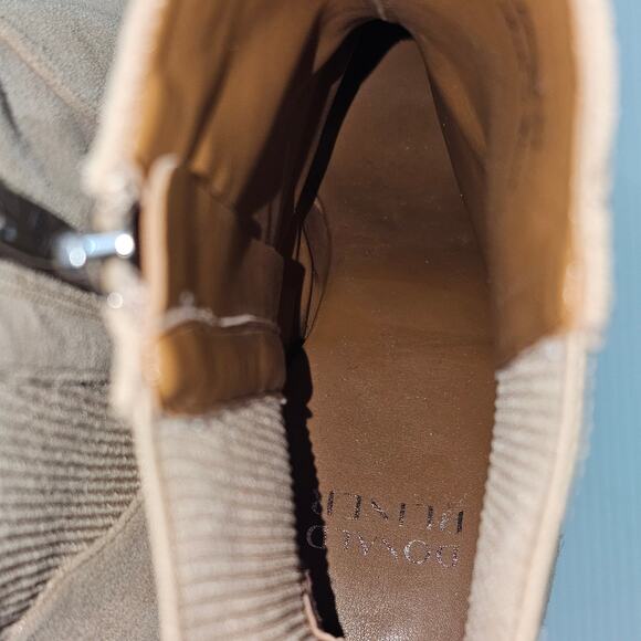 Donald Pliner Labell Ankle Boot Womens 9 Tan Suede Platform Heel Fall Fashion - Picture 12 of 15